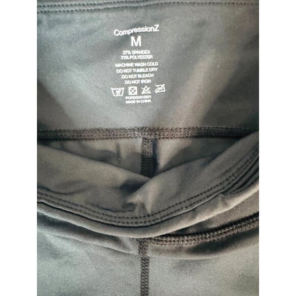 CompressionZ Medium Black Compression Capri - Picture 2 of 7
